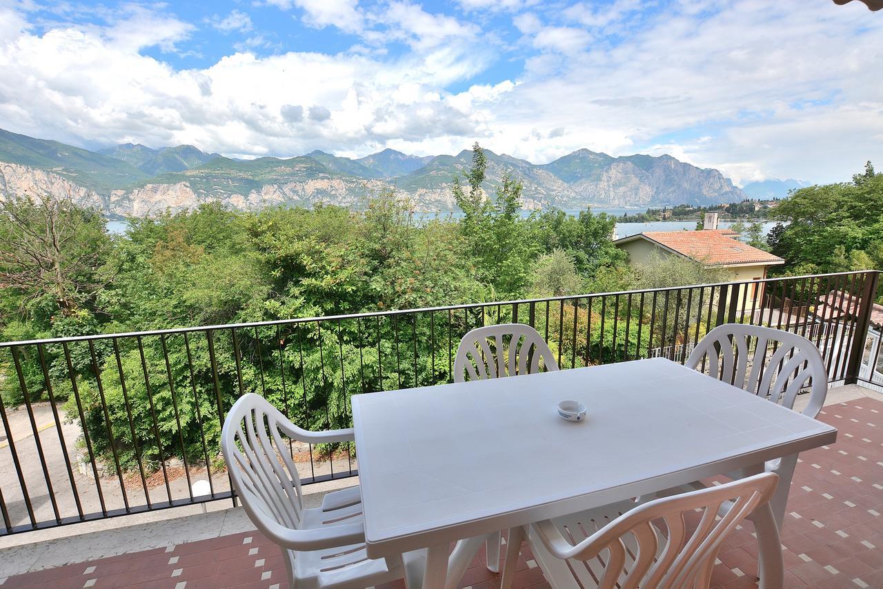 Residenza Candor With Pool Malcesine Exterior foto
